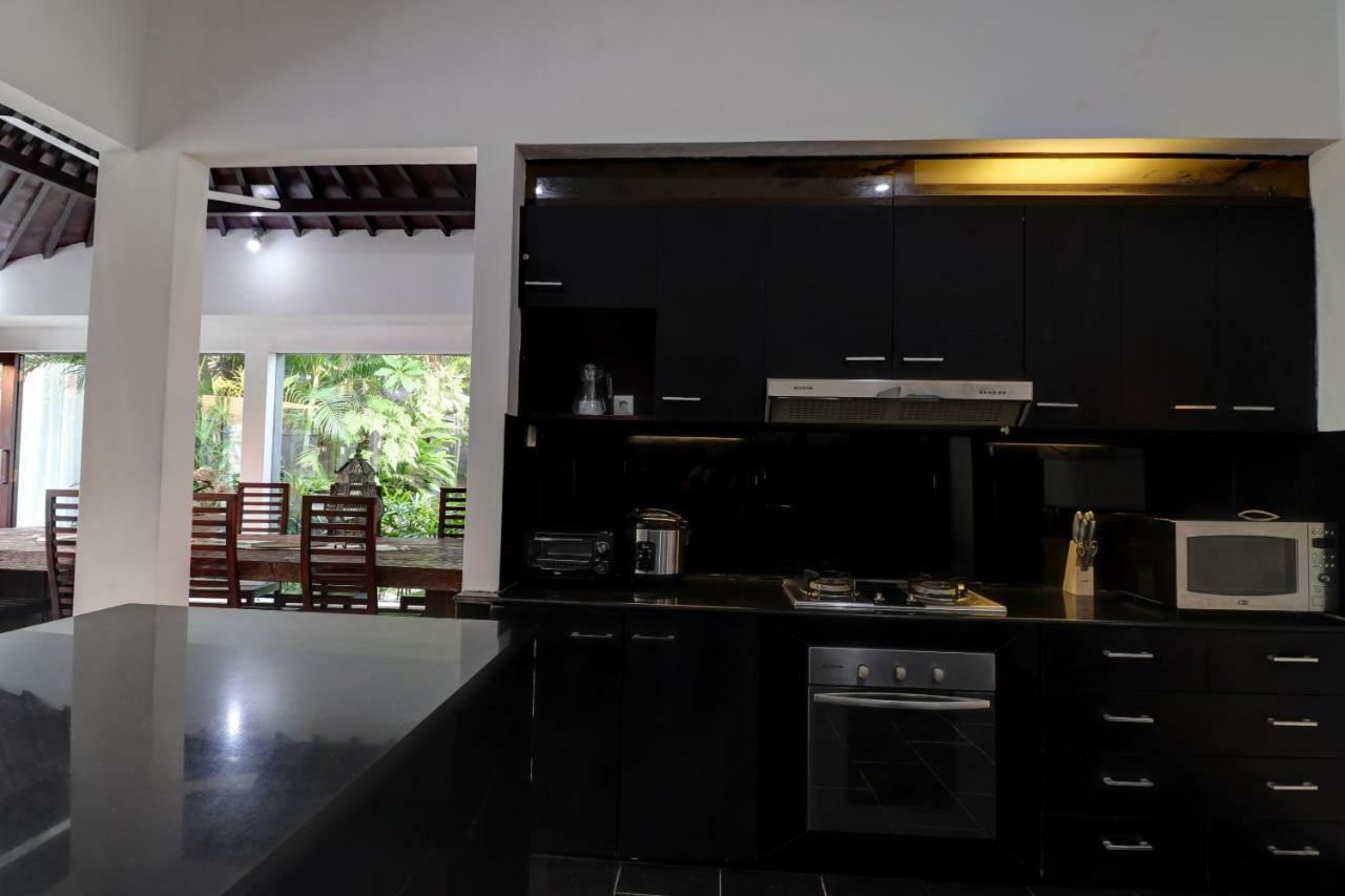Casa Priya Canggu Екстер'єр фото